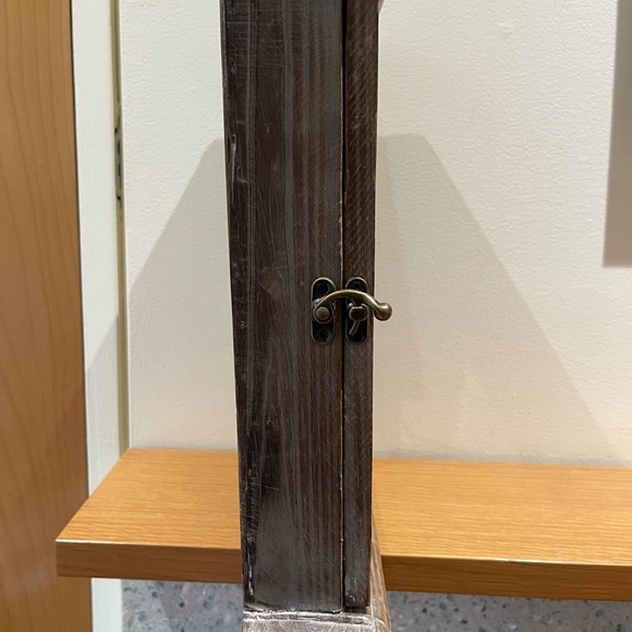 Vintage Wooden Key Cabinet with Hooks - Picture 4 of 9